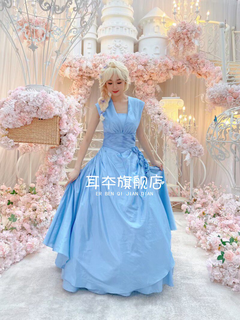 新款影楼旅拍甜美天蓝色公主风婚纱 耳夲婚纱