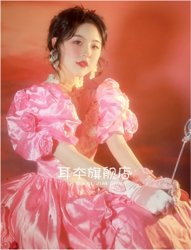 影楼主题写真服装80年代港风复古 耳夲婚纱