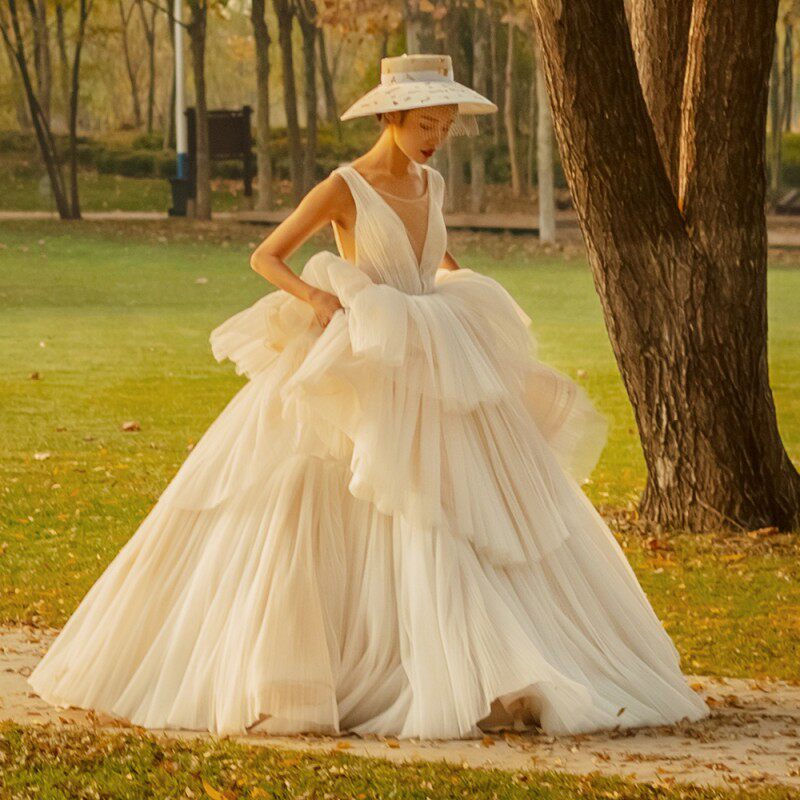 影楼新款画报法式浪漫田园风婚纱 耳夲婚纱