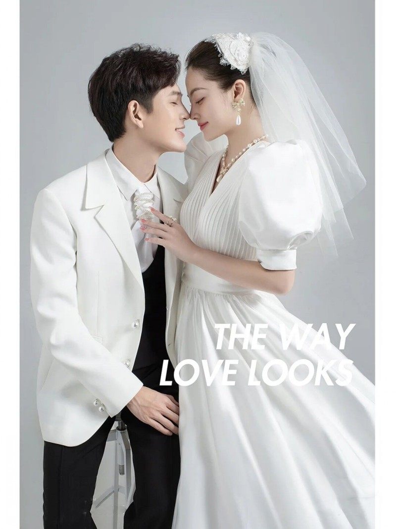 新款影楼主题情侣写真复古白色婚纱 耳夲礼服/晚装