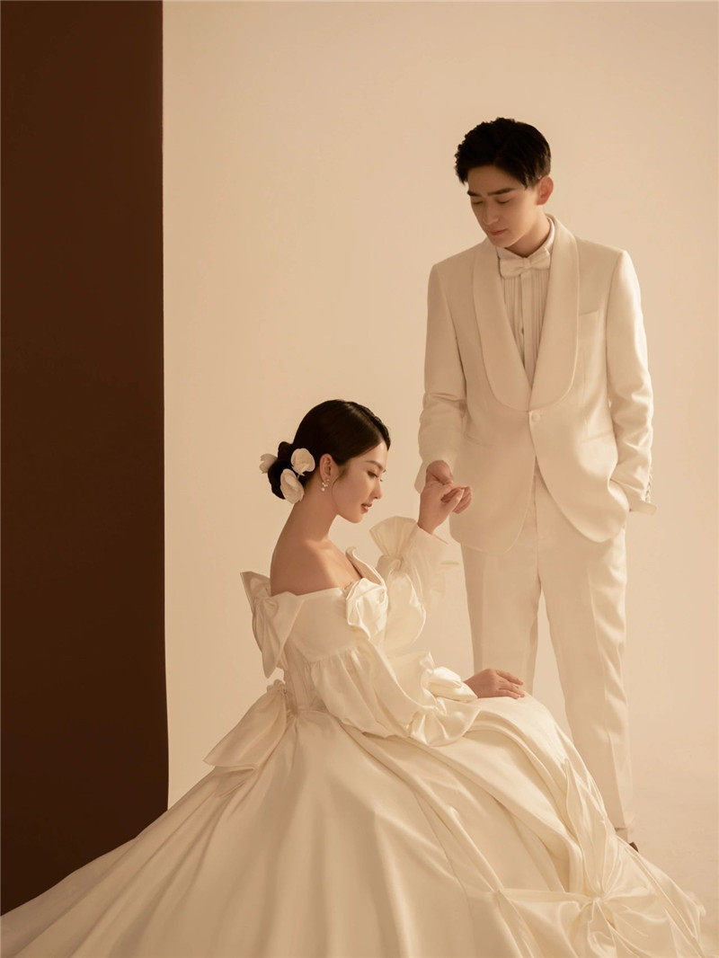 展会新款影楼高定情侣韩版公主婚纱 耳夲婚纱