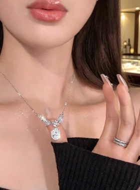 天使之翼锆石项链新款爆款简约气质锁骨链轻奢小众颈链高级感
