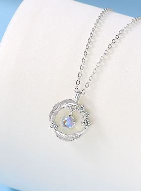 网红爆款新宝儿浅羽毛项链女锁骨吊坠轻奢小众设计感新潮网红