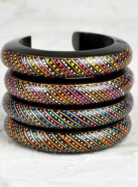 彩绘实木泰国时尚风百搭挂饰手镯