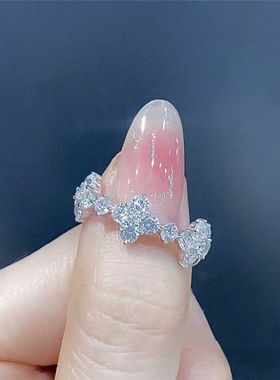 欧若风s925闪耀戒指女时尚优雅闪耀四叶草手链项链送女友生日礼物