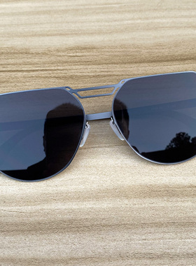 马登防紫外线时尚无螺丝超轻墨镜