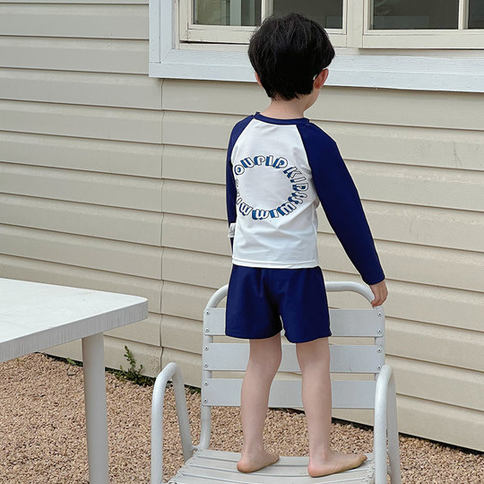 新款儿童泳衣男童分体长袖防晒速干游泳衣中小童学生洋气度假泳装