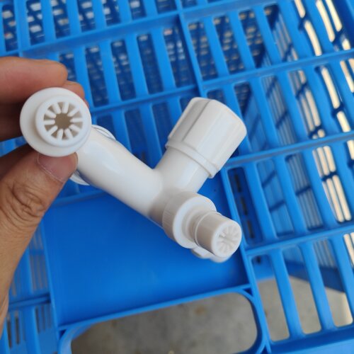 一进二出水龙头水嘴洗衣机拖把池塑料单冷双用多功能双头多用龙头 - 图3