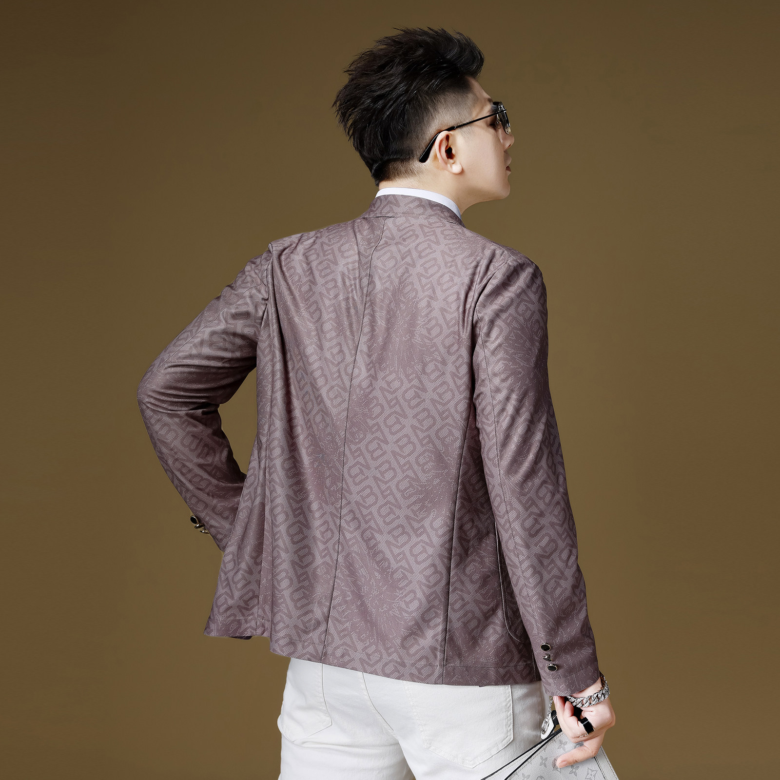 BM字母印花高级感炸街西装男便单西外套潮流休闲西服男装2023新款,淘宝优惠券,粉丝福利购,淘宝优惠卷