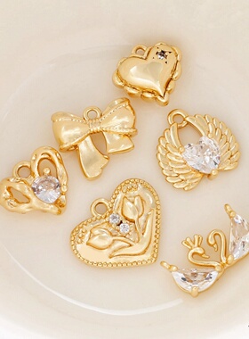 祢饰妮女铜包金保色吊坠