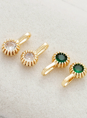 祢饰妮女铜+锆石保色吊坠