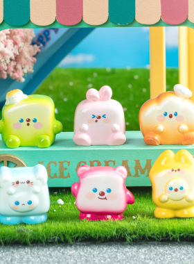 微景观摆件苔藓可爱小动物吐司片diy装饰品配件娃娃屋桌面小摆件