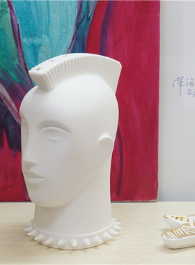 陶瓷摆件插座人像雕塑