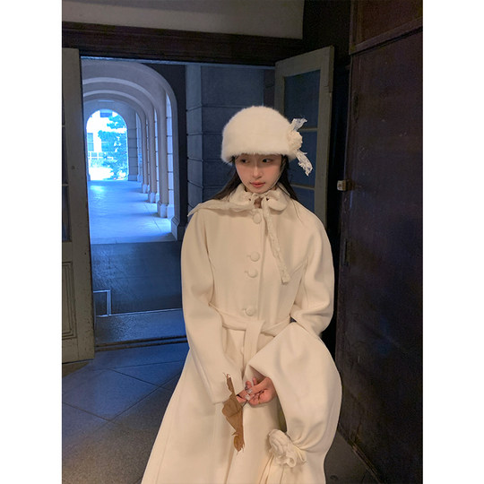 霍里德地图“留洋千金”黑色毛呢大衣外套女冬胸花斗篷披肩两件套