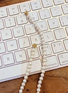 叶优里淡水珍珠4-5mm天然磁吸项链礼物近圆强光18K金扣头颈链