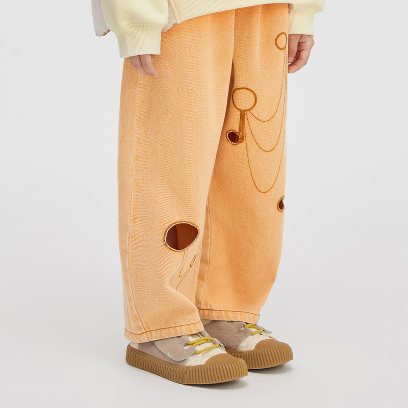 播broadcute童装裤子男童女童2024春新款休闲宽松卡通破洞牛仔裤