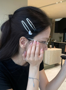 冷萃甜心！黑灰缎面爱心纽扣发夹BB夹发卡女前额碎发刘海夹掰掰夹