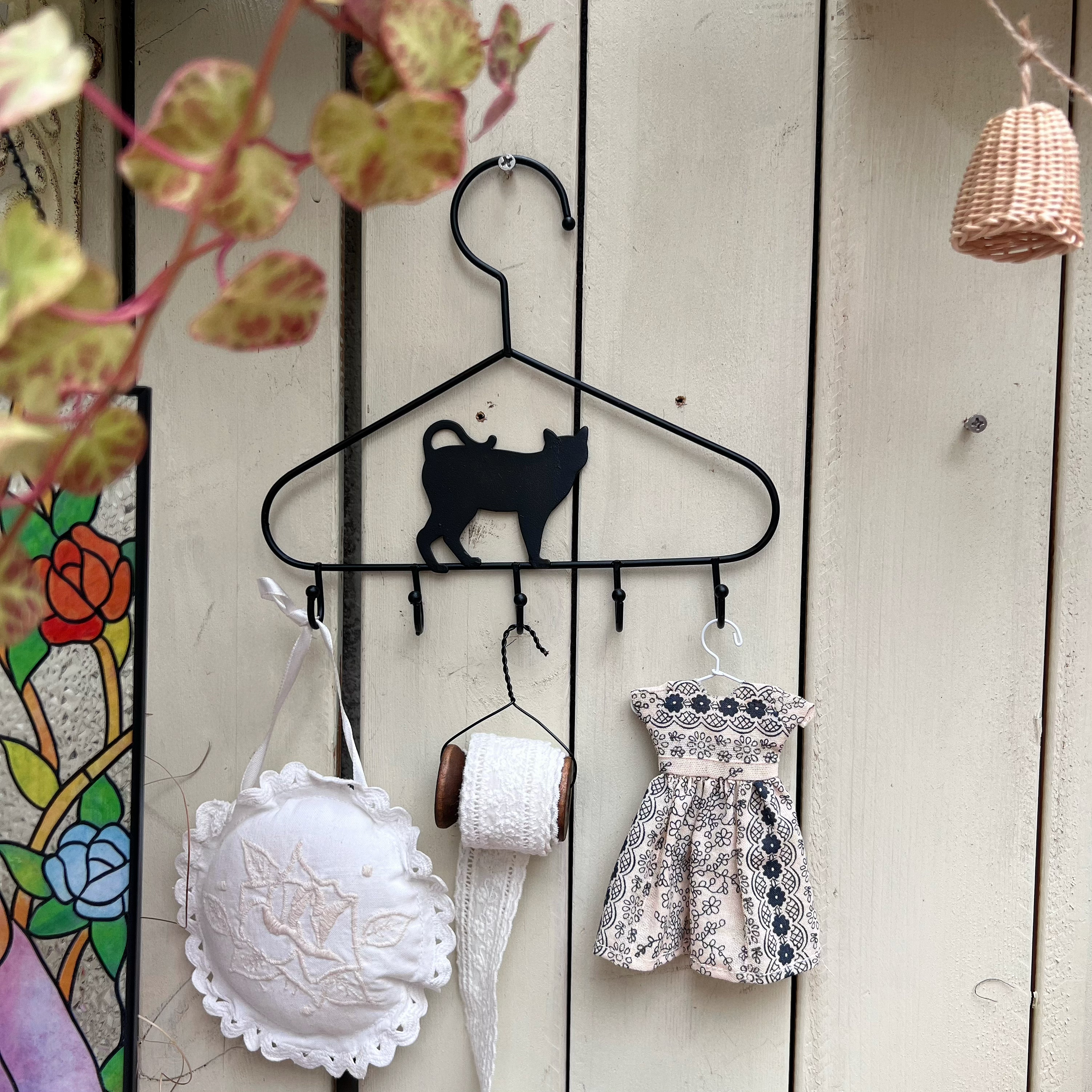 INS风外贸铁艺手工小黑猫衣架挂钩园艺杂货挂件装饰可爱摆件挂饰 - 图2