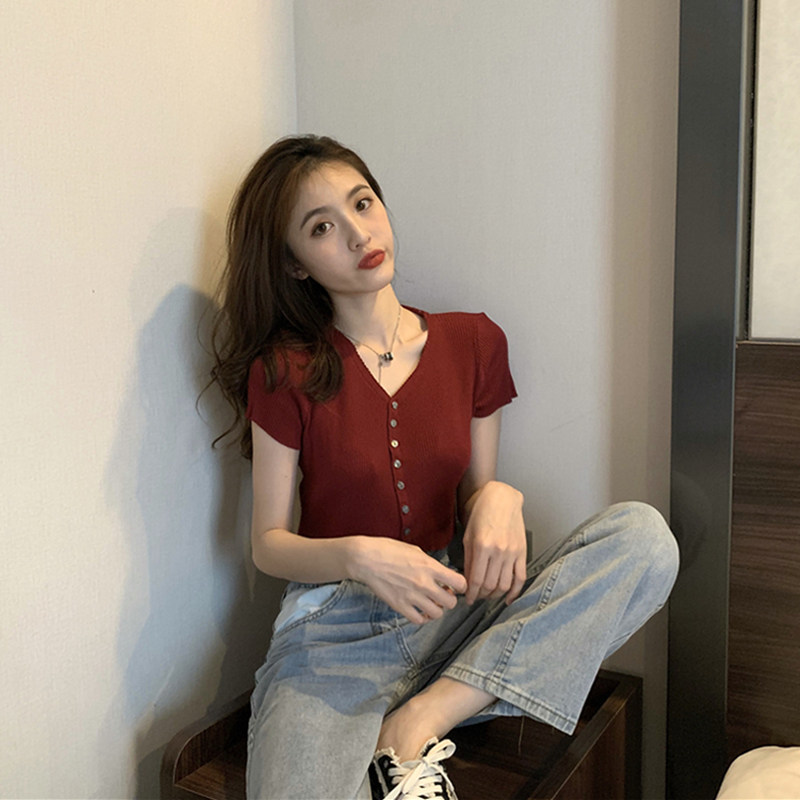 春夏韩版复古v领单排扣短袖潮t恤 芯蒂好毛针织衫