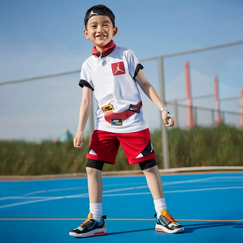 Чиновник Jordan Nike Jordan Children Ma2 маленькие дети спортивны детская обувь легкая амортизация слоистая мода CW6595