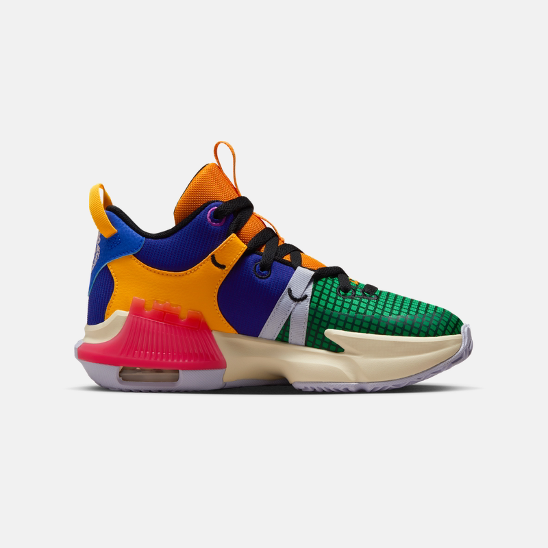 耐克詹姆斯大童轻便实战篮球鞋冬季男女童NIKE WITNESS 7 FQ8170