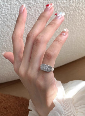 星灿盾牌戒指古法拉丝六芒星点钻