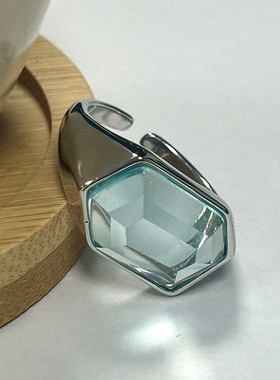蓝色水滴戒指清冷感百搭独特款