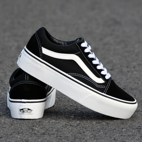 Vans Old Skool Platform black and white 