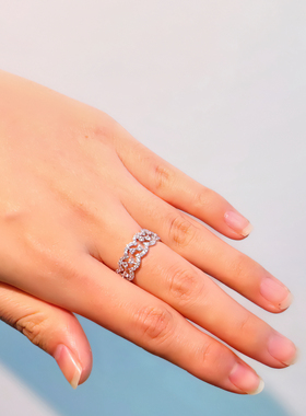 巨好看的戒指女小众设计复古生日新年首饰冬天轻奢高级感女王蕾丝