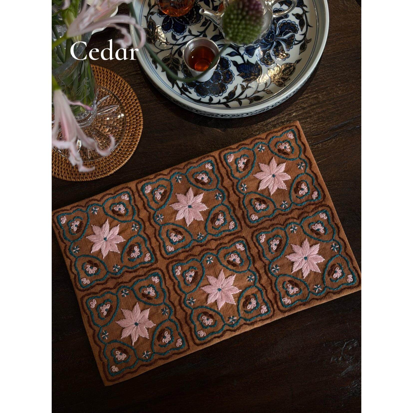 Hand embroidered Tang tea banquet table mats Chinese style high-end high-end tea sets dry tea mats