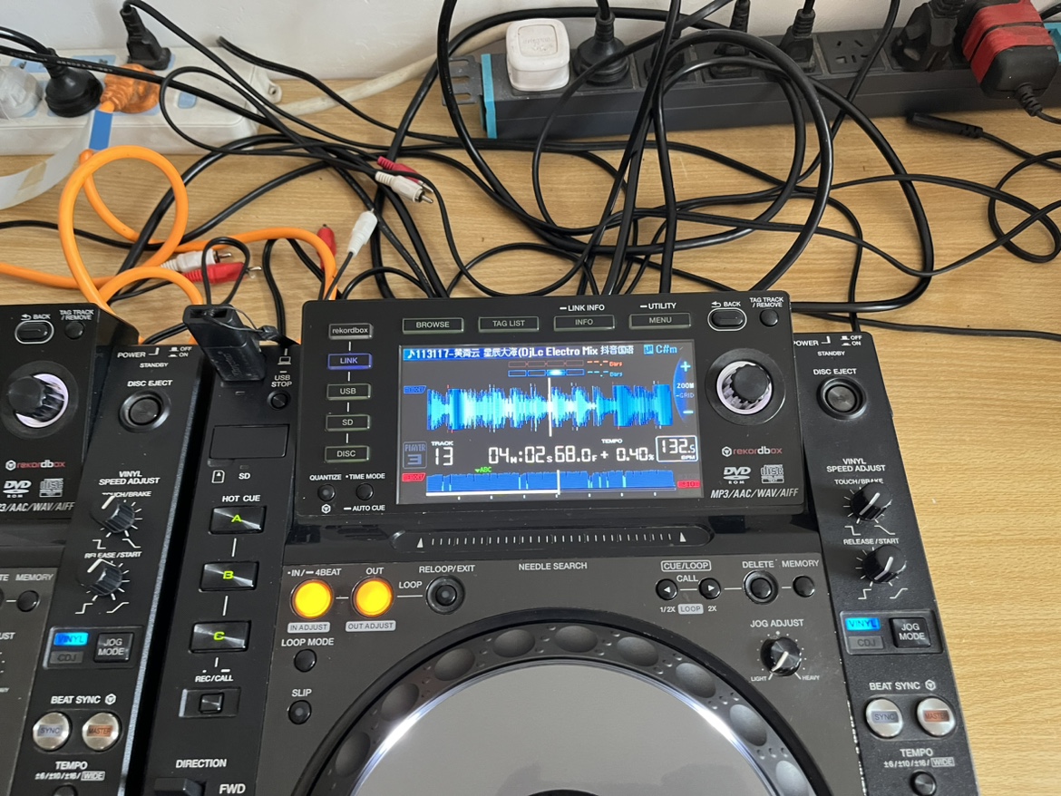 pioneer 先锋CDJ2000nexus打碟机一对 先锋2000二代 正常使用 - 图2