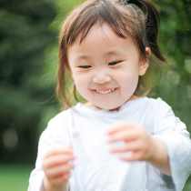 Chengdu Baby Photos of Childrens Family Life Daily Daily Follow the filming Shadow Parent-Child Writing About the Door-to-door Shooting