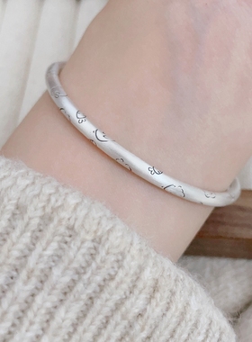 999纯银萝卜兔子手镯女