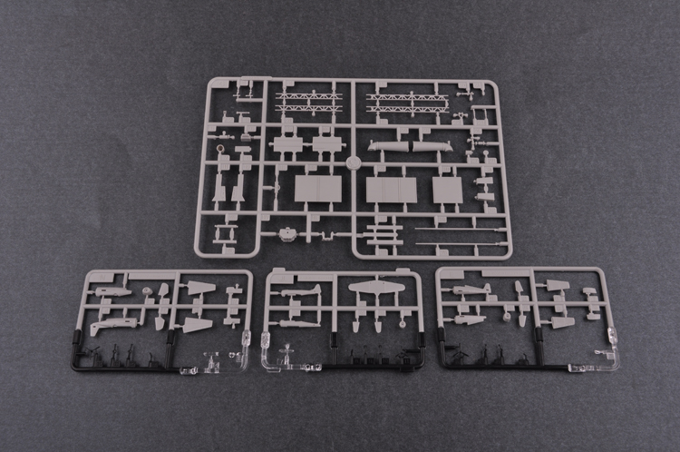 小号手 1/350 美国海军航母CV-4 突击者号 05629 拼装模型