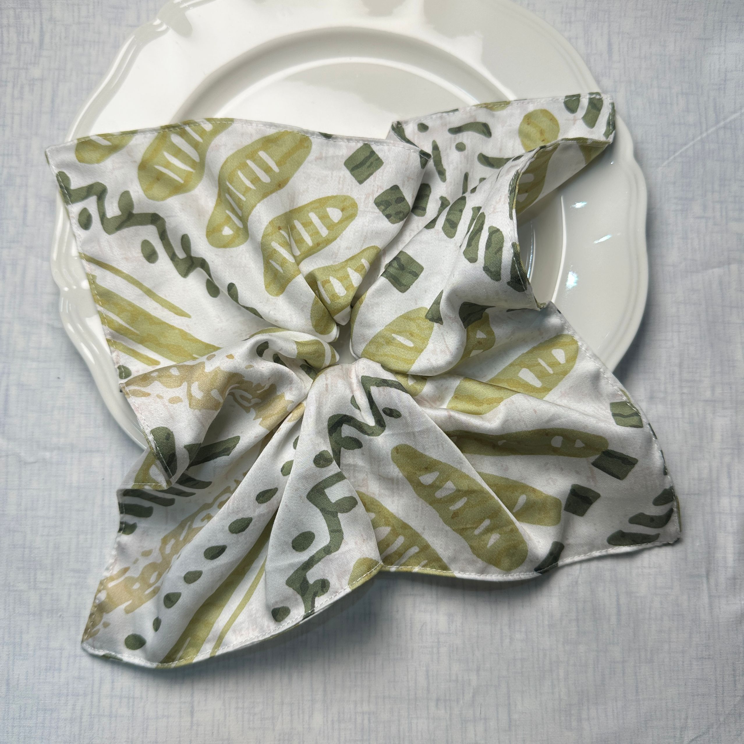 柔软天丝手工发圈方巾原创春夏新款高级感小众设计发绳米杏色简约 - 图1