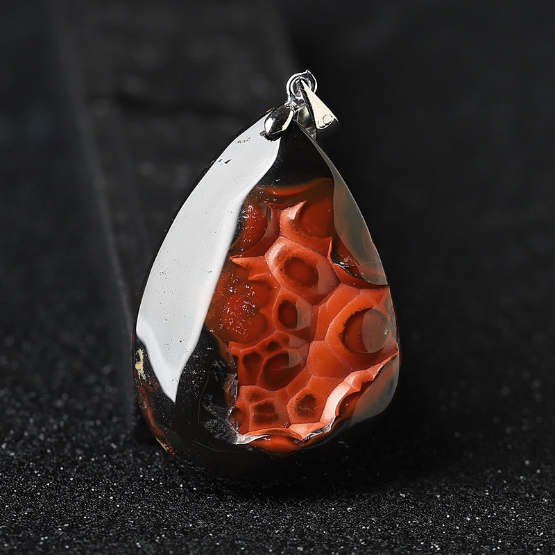 【20年老仓年终捡真漏】老料牛血红南红玛瑙吊坠破执价结缘直播,淘宝优惠券,粉丝福利购,淘宝优惠卷