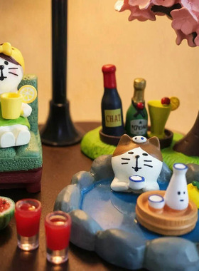 高级感猫咪治愈软萌工位桌面摆件
