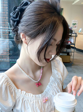 幻彩家珍珠粉红豹轻奢时髦短项链