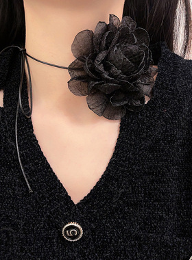 法式优雅立体山茶花项链女ins手工布艺花朵纯欲性感颈链