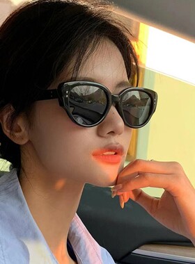 复古猫眼墨镜女韩版潮ins网红高级感拍照凹造型防紫外线太阳眼镜