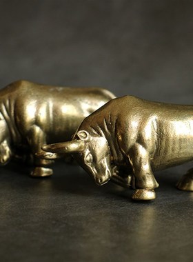实心纯黄铜办公桌面斗牛小摆件古铜茶宠饰品工艺品礼品手把玩件