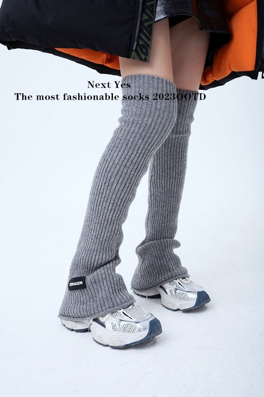 秋冬新款纯色字母布标过膝腿套时尚简约针织羊毛喇叭口卷边袜套,淘宝优惠券,粉丝福利购,淘宝优惠卷