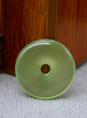 玛瑙玉髓吊坠项链苹果绿平安扣