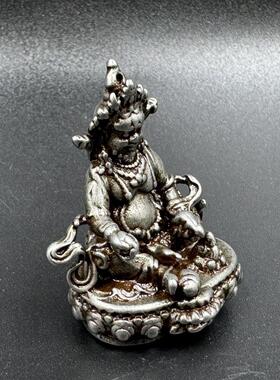 复古藏式天铁黄财神藏佛摆件随身小佛。重约27克