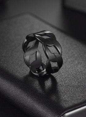 钛钢不掉色古巴麻花链条锁链戒