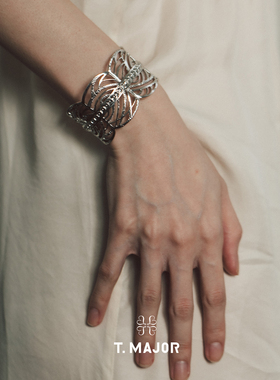 宽手镯纹理雕金简约百搭冷淡