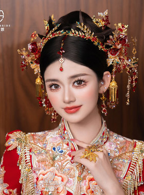 中式秀禾新娘红金发箍眉心坠