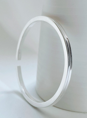 原创风羽毛鱼骨七夕礼物银手镯