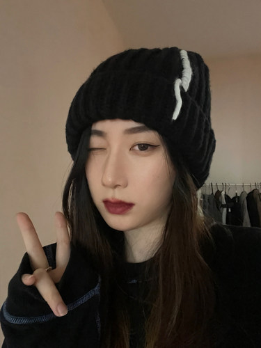 韩版秋冬保暖缝线针织帽大头围显脸小帽子情侣百搭时尚护耳毛线帽 - 图1