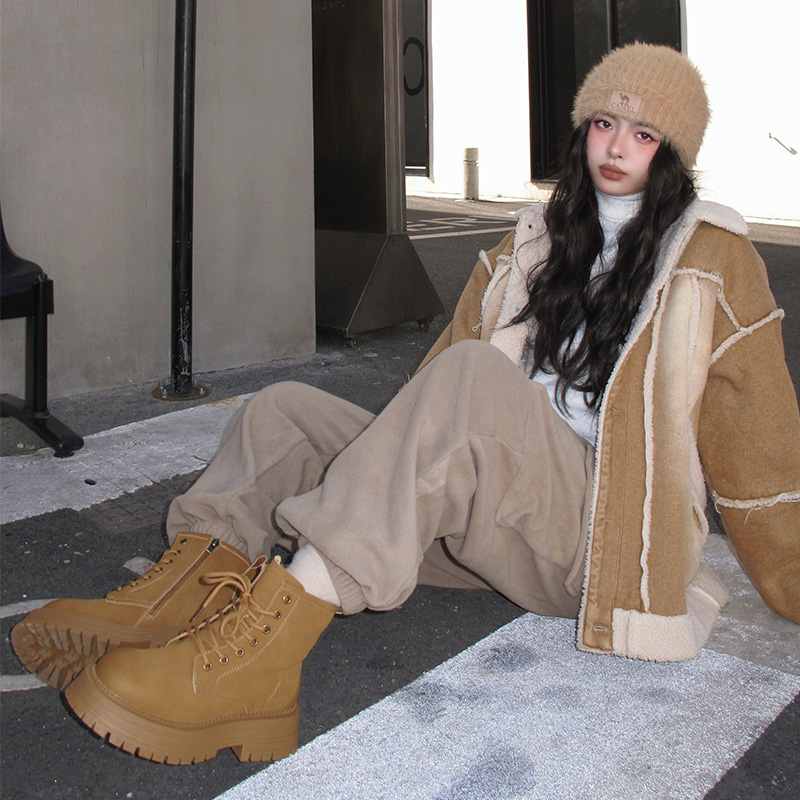 骆驼女鞋2025春季新款厚底真皮马丁靴女加绒短靴增高保暖靴子女